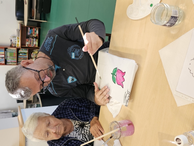 warsztaty malowania na bluzkach_20