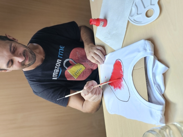 warsztaty malowania na bluzkach_38