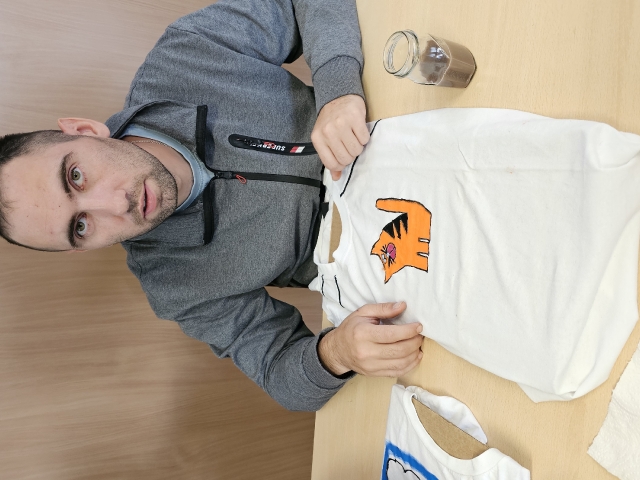 warsztaty malowania na bluzkach_50