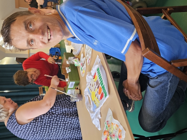 warsztaty malowania na bluzkach_57