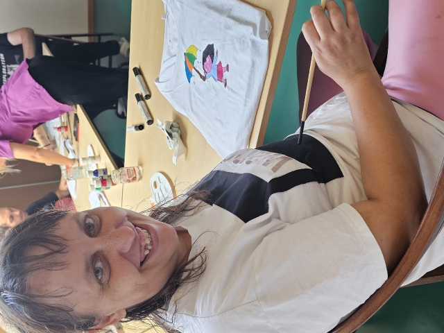 warsztaty malowania na bluzkach_58