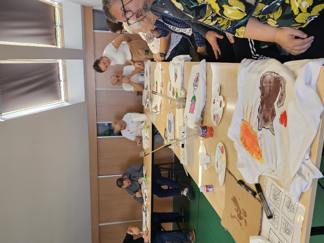 warsztaty malowania na bluzkach_60