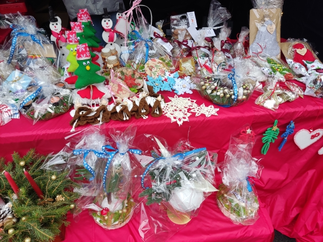 III Jarmark Świateczny i Korowód Światła_10