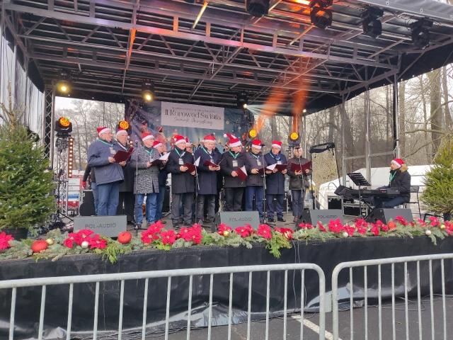 III Jarmark Świateczny i Korowód Światła_15