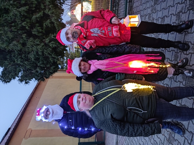 III Jarmark Świateczny i Korowód Światła_19