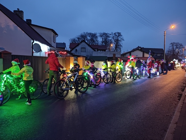 III Jarmark Świateczny i Korowód Światła_22