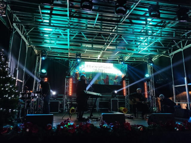 III Jarmark Świateczny i Korowód Światła_32