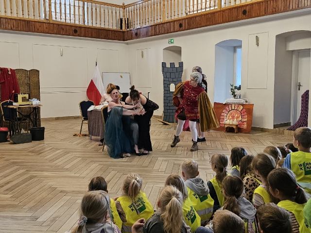 Przedstawienie Kopciuszek_10