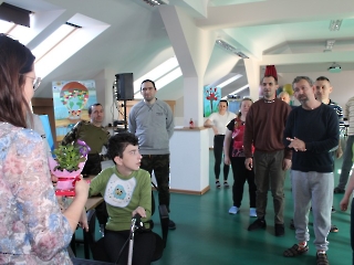 Dzień Kobiet i Mężczyzn, zabawy, życzenia, upominki_32