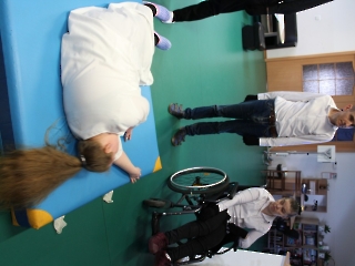 Śniadanie Wielkanocne, występ artystyczny, życzenia, modlitwa, poczęstunek_35